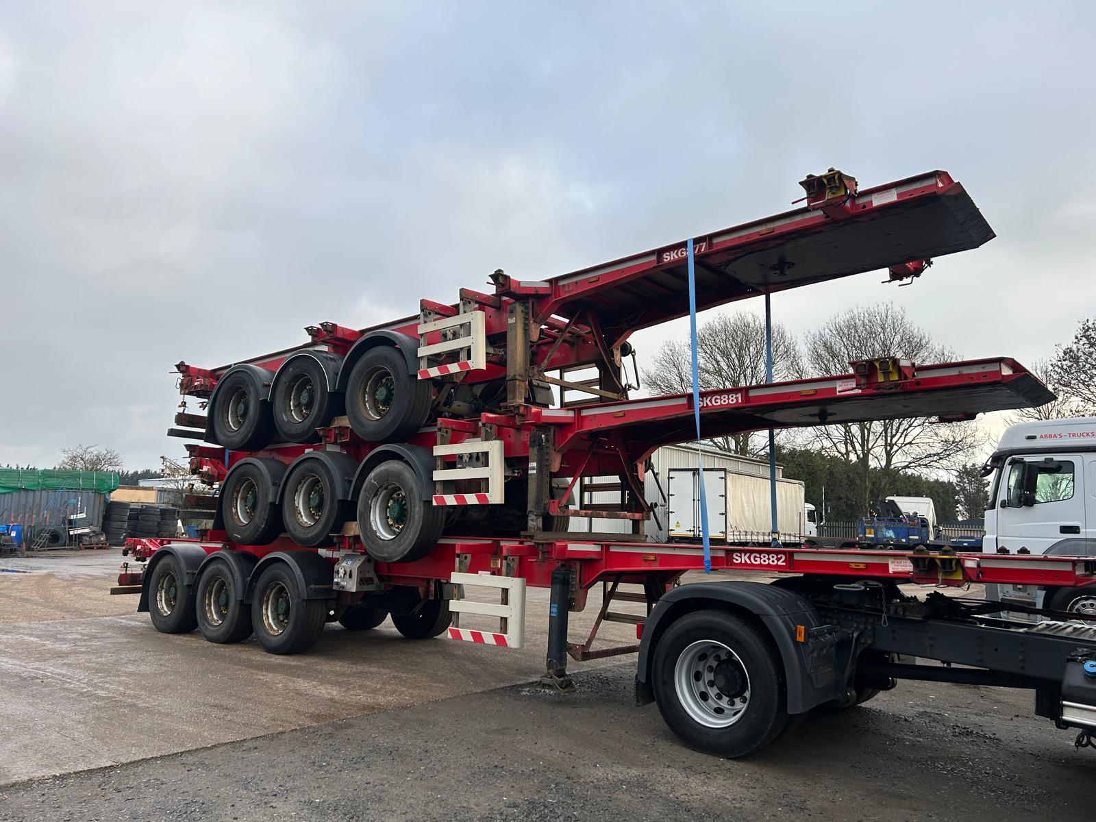 2016 SDC SLIDING SKELETAL TRAILER (STACK TWO)