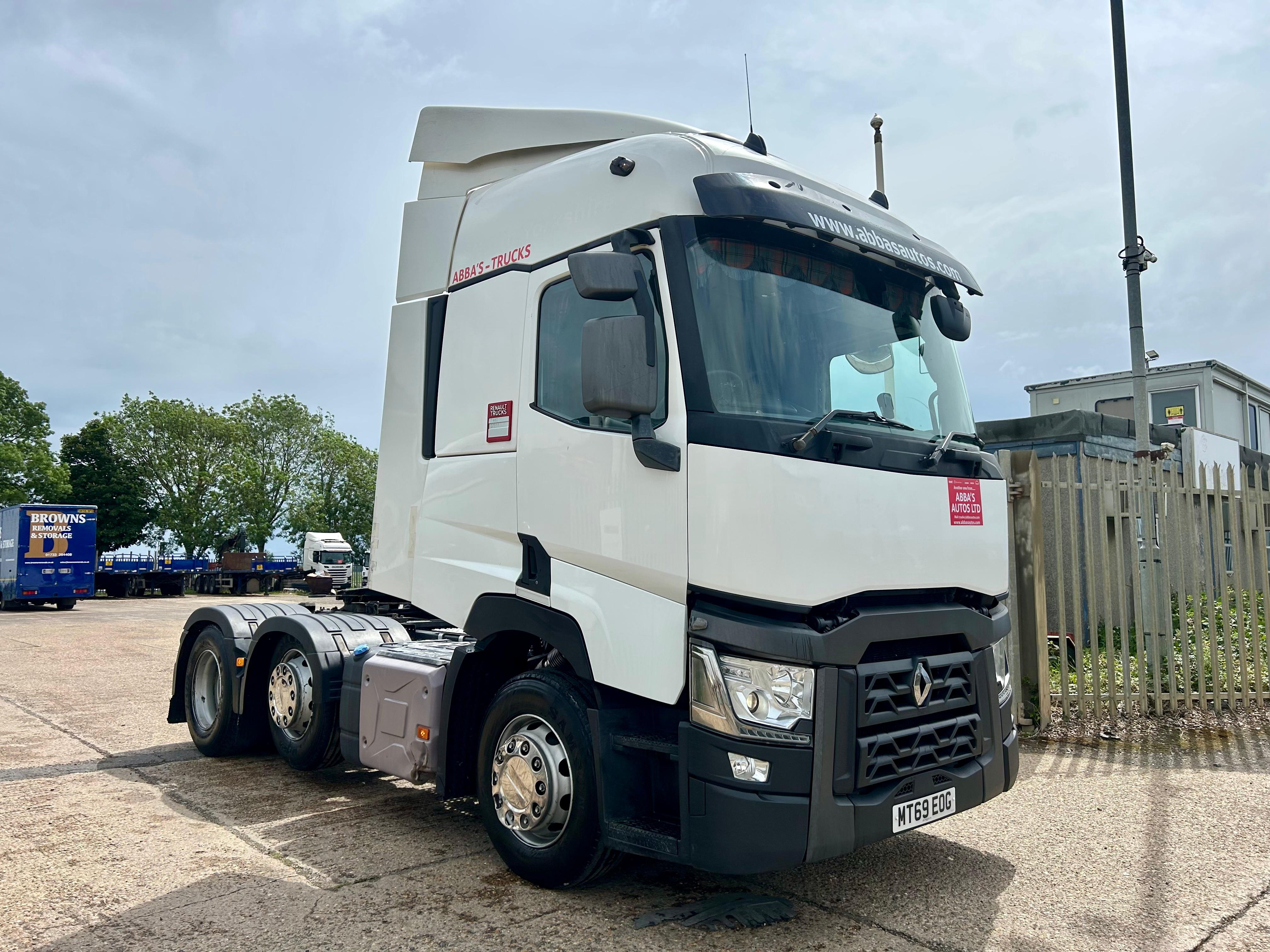 2019 RENAULT T460