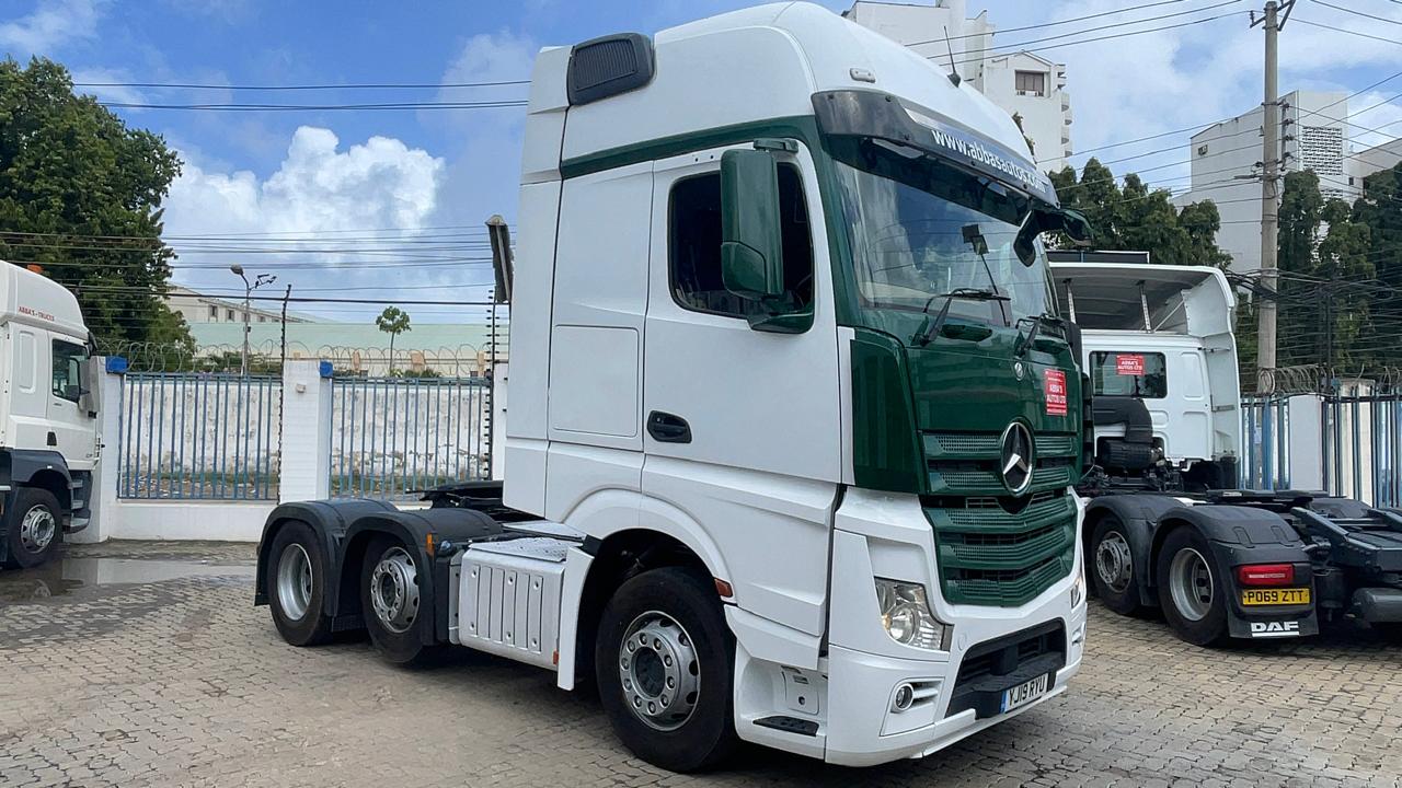 2019 MERCEDES ACTROS 2546