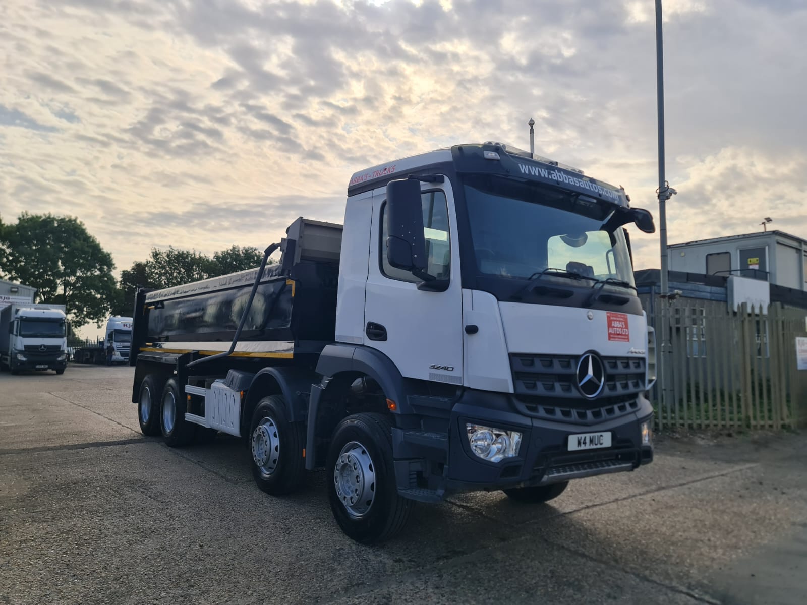 2018 Mercedes Benz Arocs 3240 8X4 Tipper